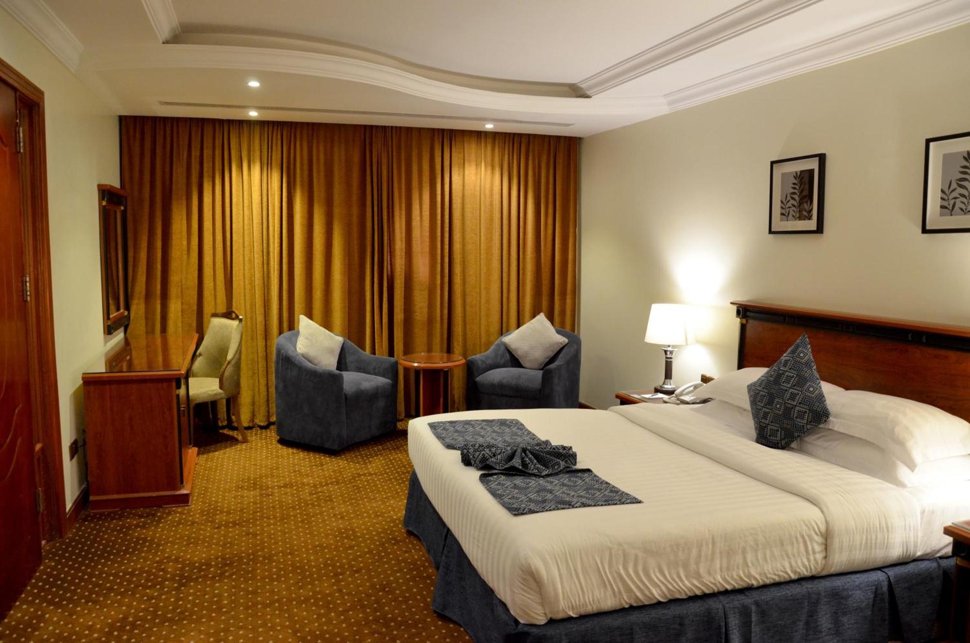Crown Tower Hotel Jubail Exterior photo