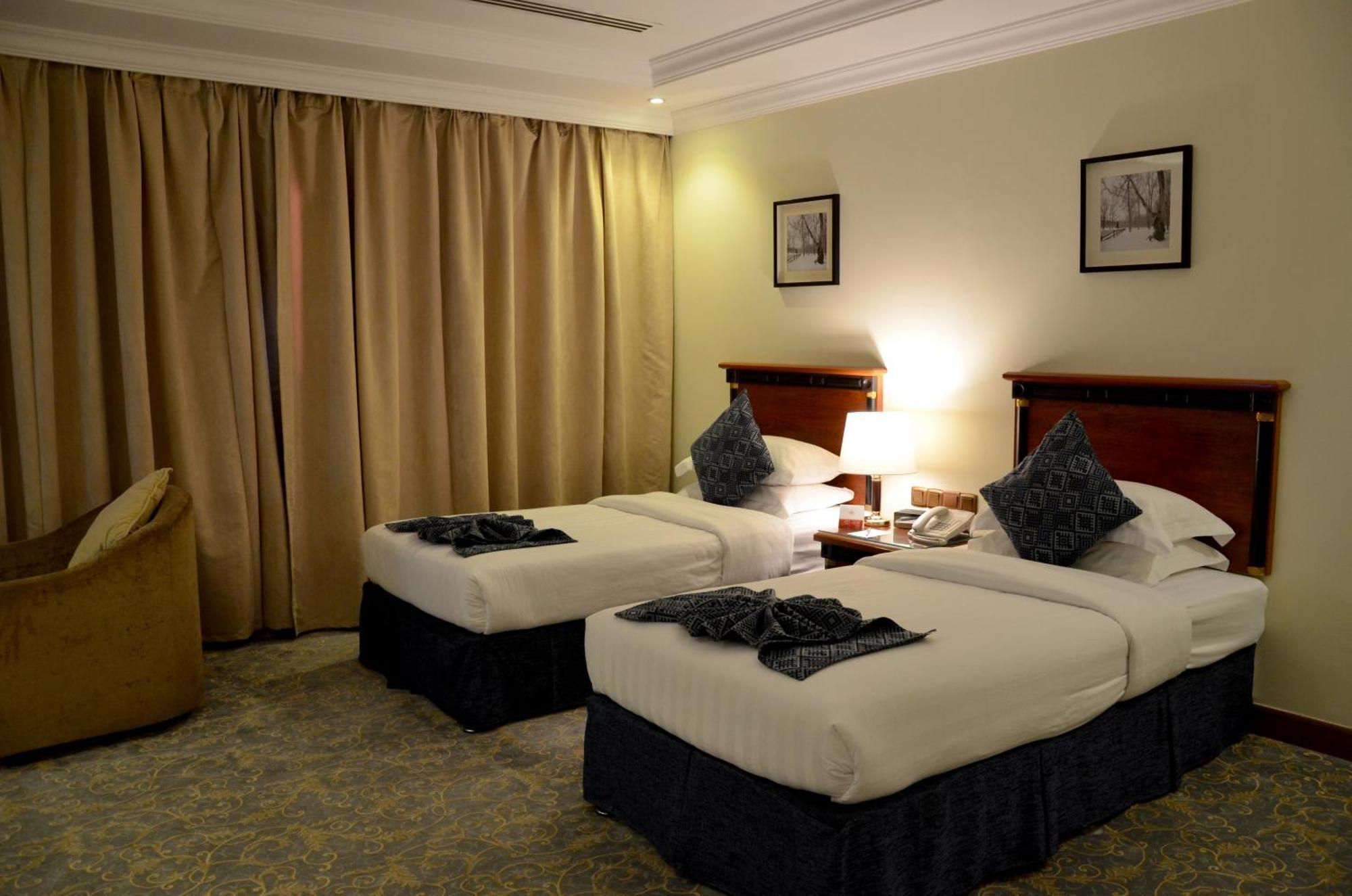 Crown Tower Hotel Jubail Exterior photo