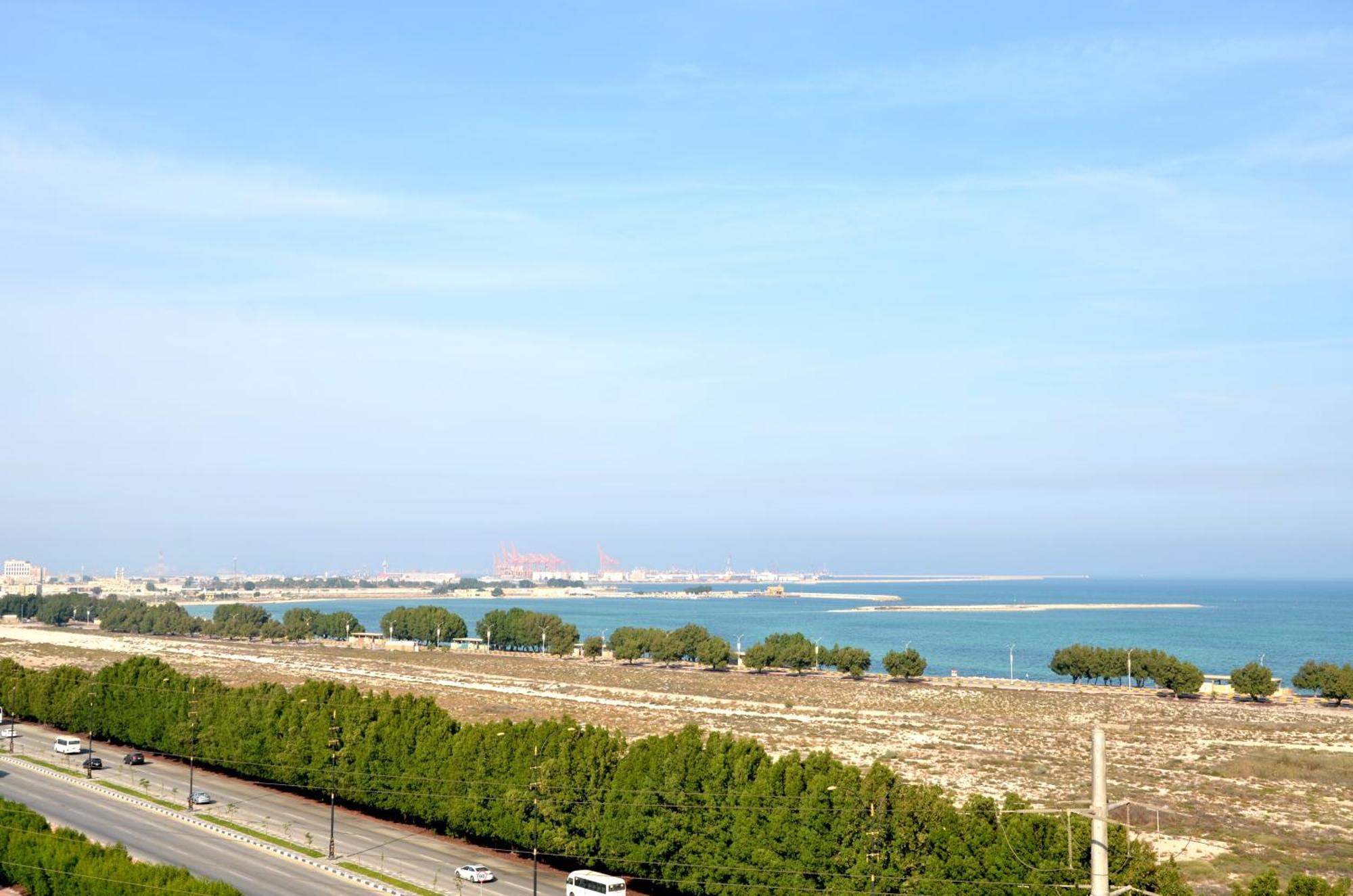 Crown Tower Hotel Jubail Exterior photo