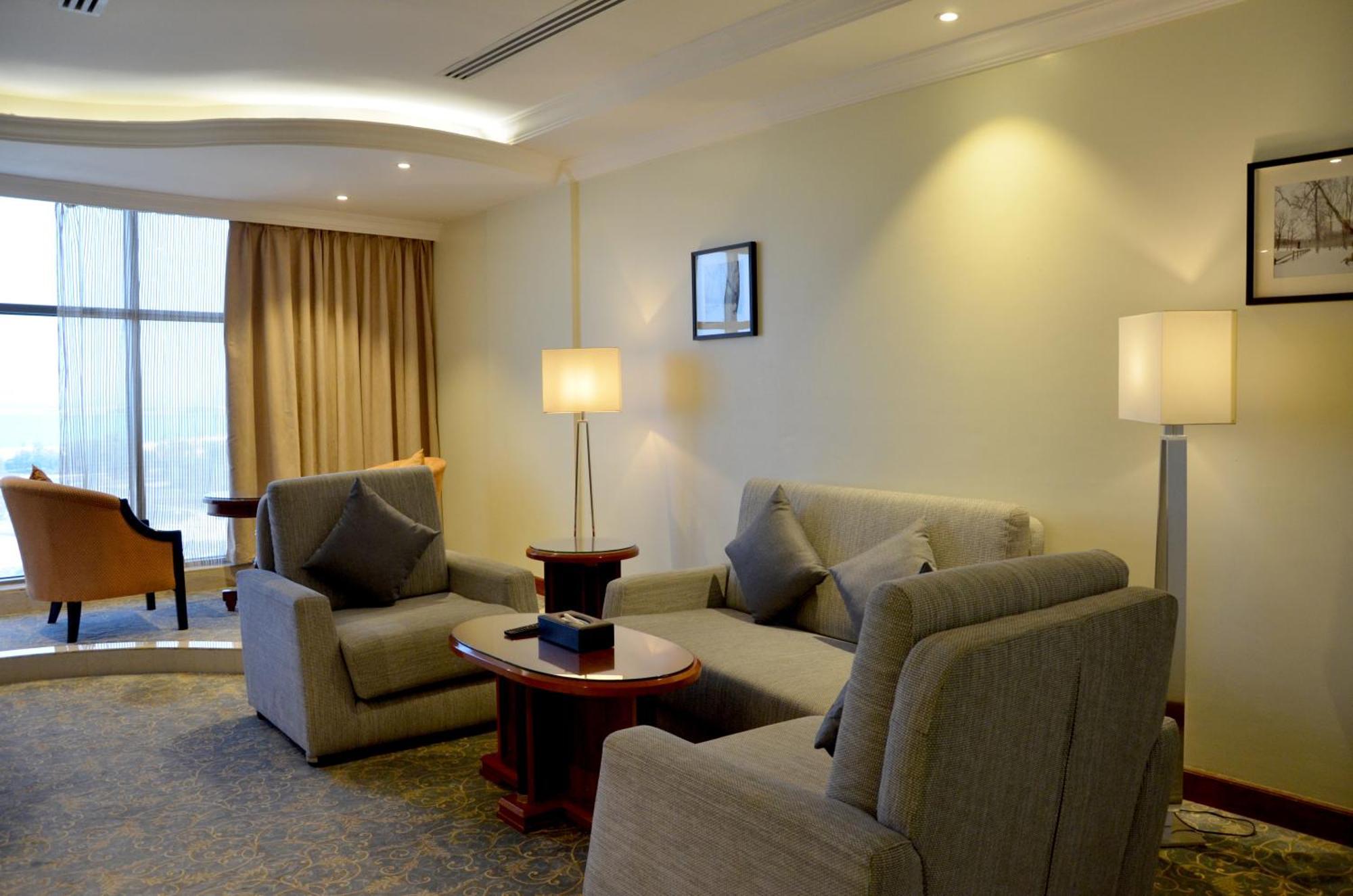 Crown Tower Hotel Jubail Exterior photo